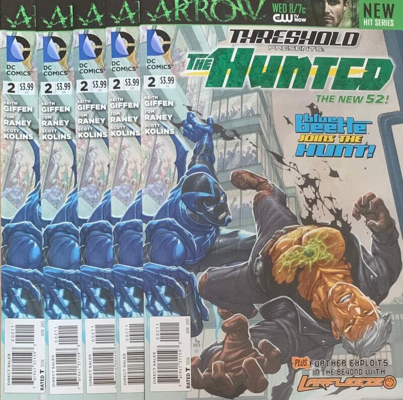 Blue beetle comic book featuring blue armored hero confronting orange skinned villain in dc comics new 52 lot