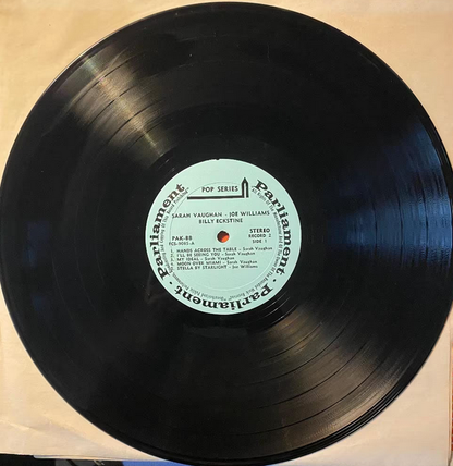 الليلة، عرض خاص لموسيقى الجاز — NM / Vg+