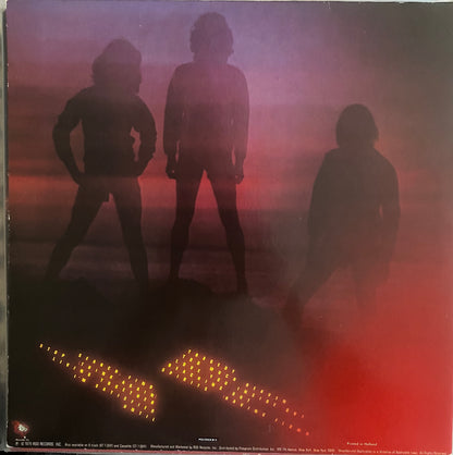 Bee Gees – Spirits Having Flown