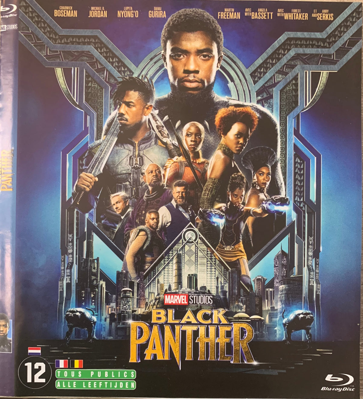 Black panther blu-ray disc cover featuring the character in black suit with fellow heroes and cityscape background