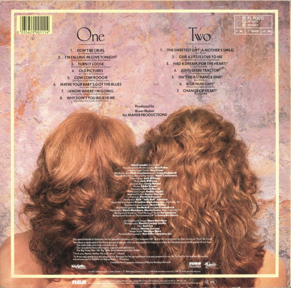 The Judds – Give A Little Love