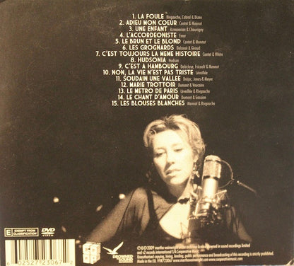 Martha Wainwright – Sans Fusils, Ni Souliers, A Paris: Martha Wainwright's Piaf Record