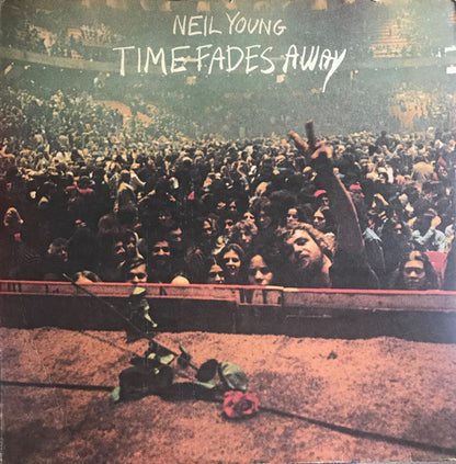 Neil Young – Time Fades Away