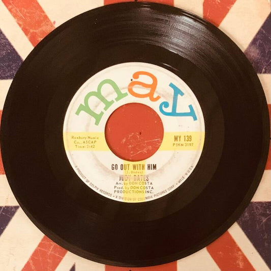 🇺🇸 JUDY BATES – Kiss Me Baby / Cinderella [7 بوصات] [مايو] [أصل أمريكي] [جيد جدًا+] [بوب كورن / سول بلجيكي] لهواة الجمع