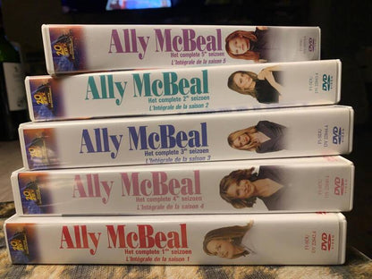 Ally McBeal - المجموعة الكاملة للمسلسل - مجموعة أقراص DVD الكاملة (المواسم 1 إلى 5)