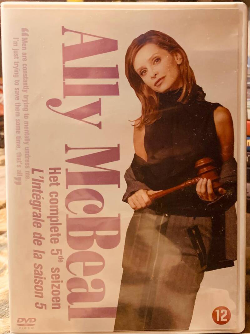 Ally McBeal - المجموعة الكاملة للمسلسل - مجموعة أقراص DVD الكاملة (المواسم 1 إلى 5)